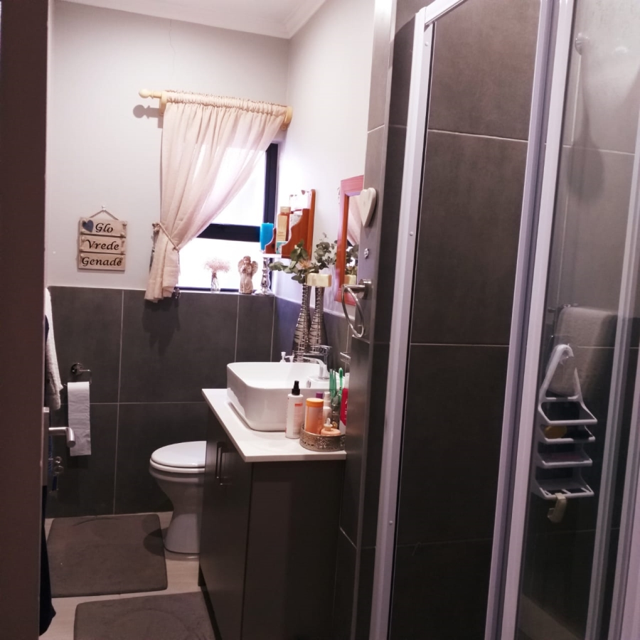 2 Bedroom Property for Sale in Rietfontein A H North West